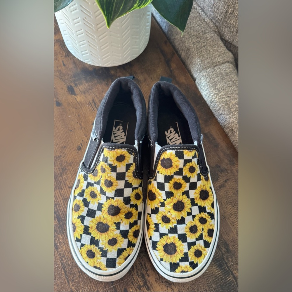 Vans Off the Wall Sunflower Checkered Print Slip Ons